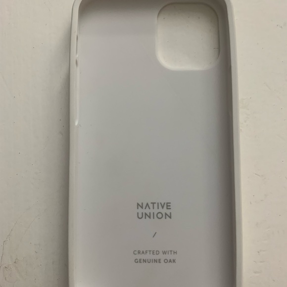 IPhone 12 Mini Phone Case. Clic Wooden by Native Union - Picture 5 of 9